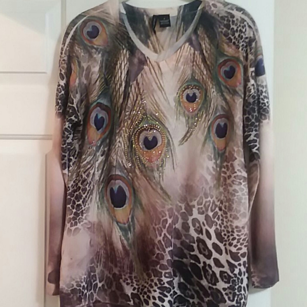 Women's peacock design top